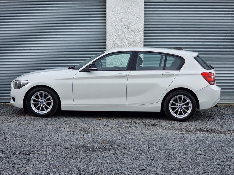 BMW 1 SERIES