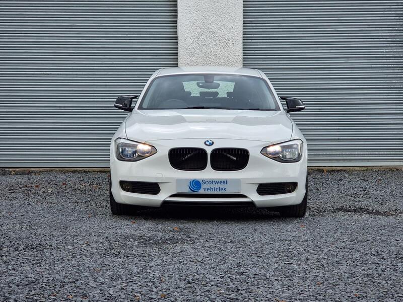 BMW 1 SERIES