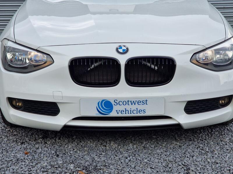 BMW 1 SERIES