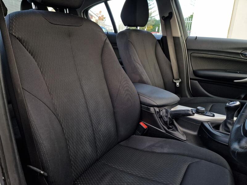 BMW 1 SERIES