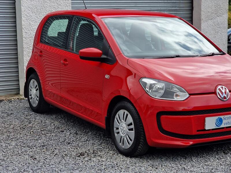 VOLKSWAGEN UP
