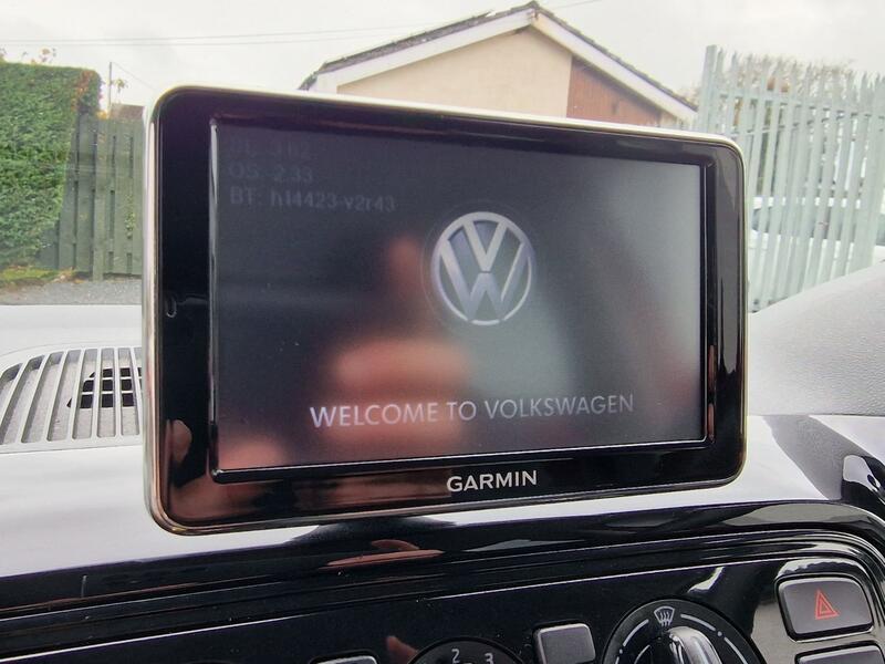 VOLKSWAGEN UP