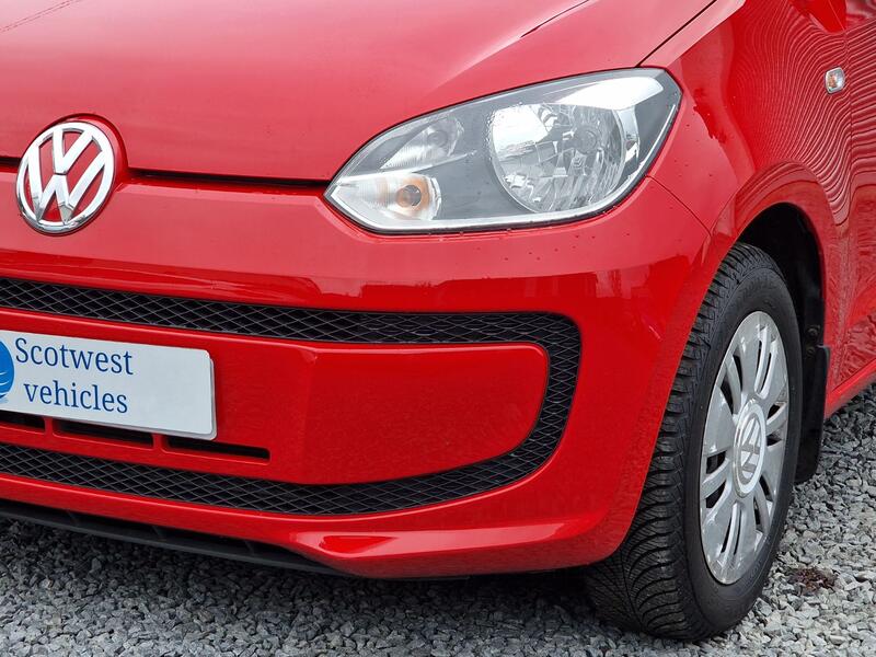 VOLKSWAGEN UP
