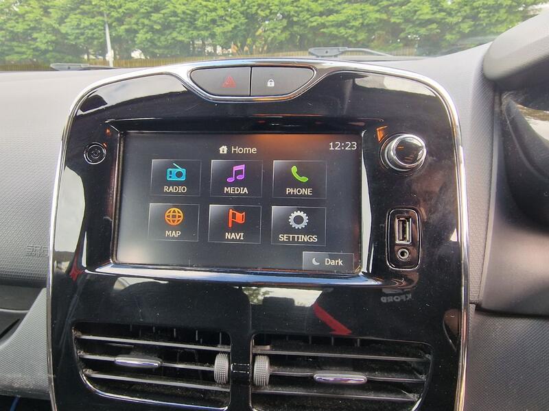 RENAULT CLIO