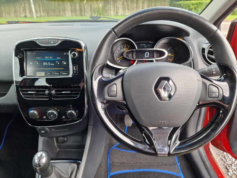 RENAULT CLIO
