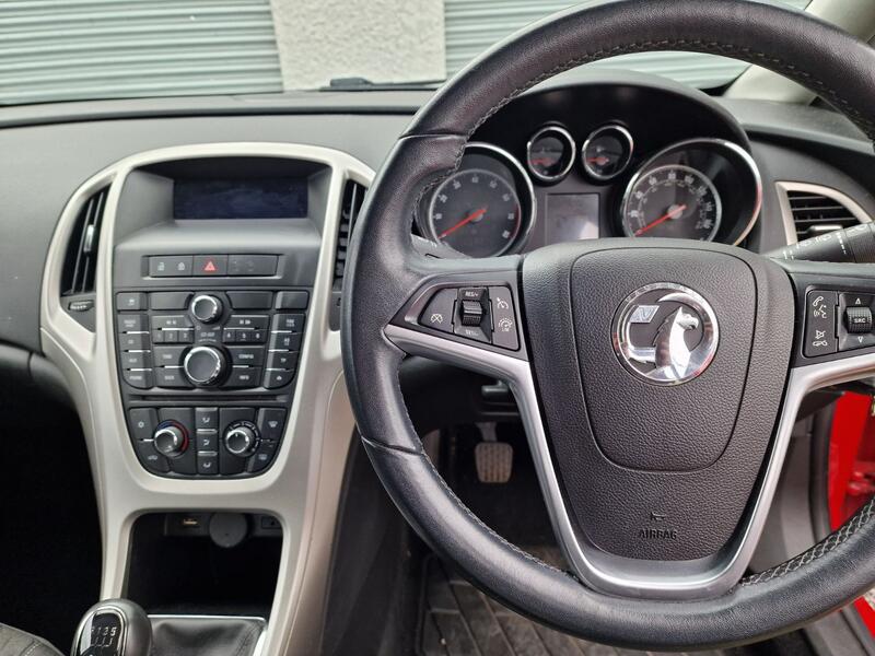 VAUXHALL ASTRA