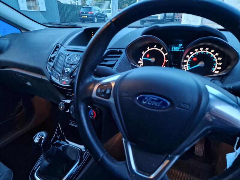 FORD FIESTA