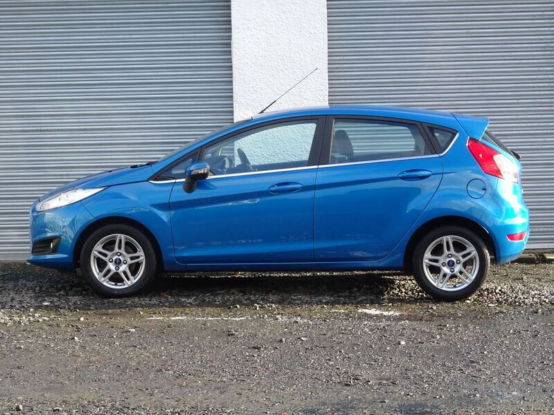 FORD FIESTA